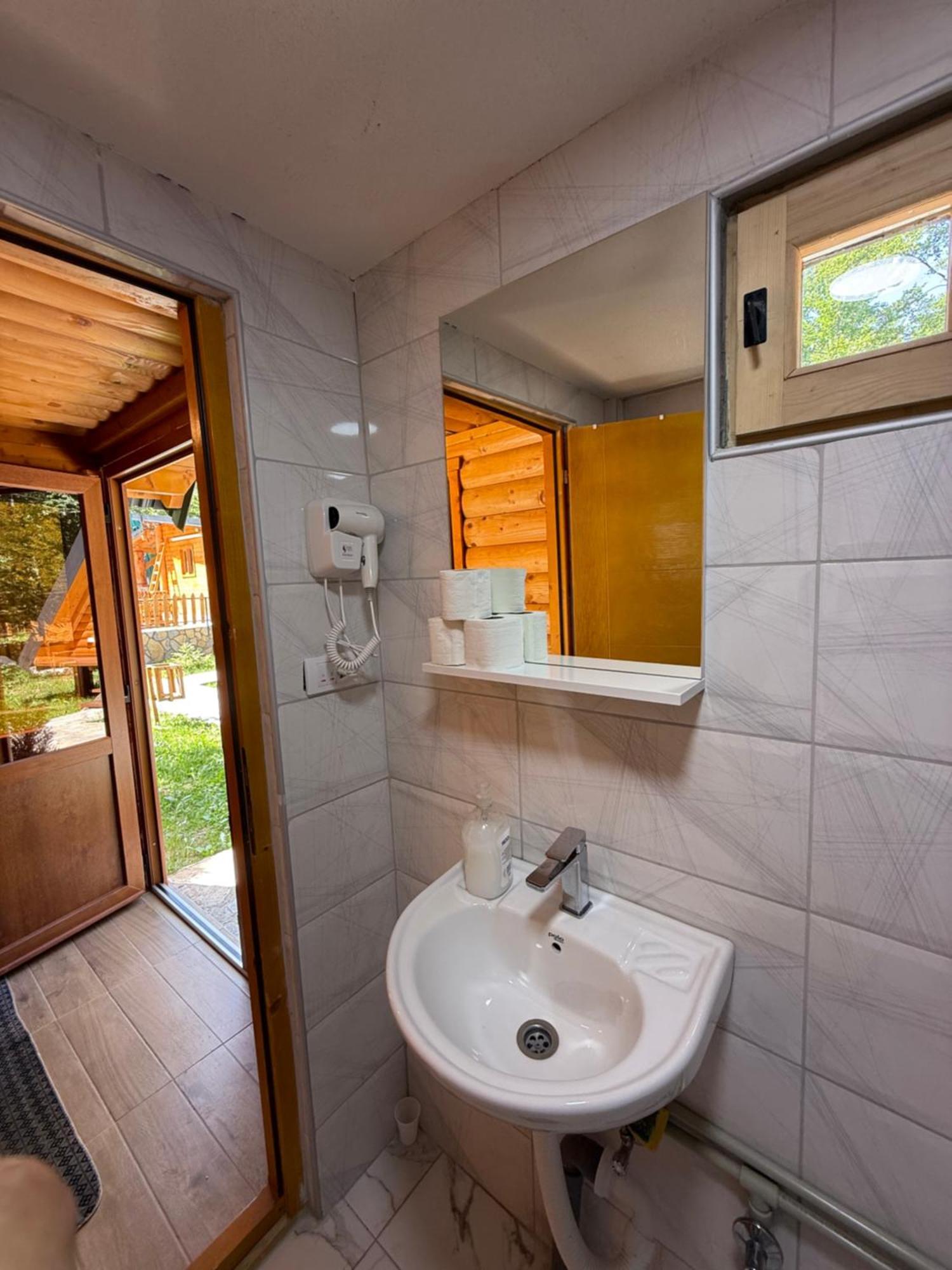 Villa Wildbeauty Grebaje Vuthaj Exterior foto
