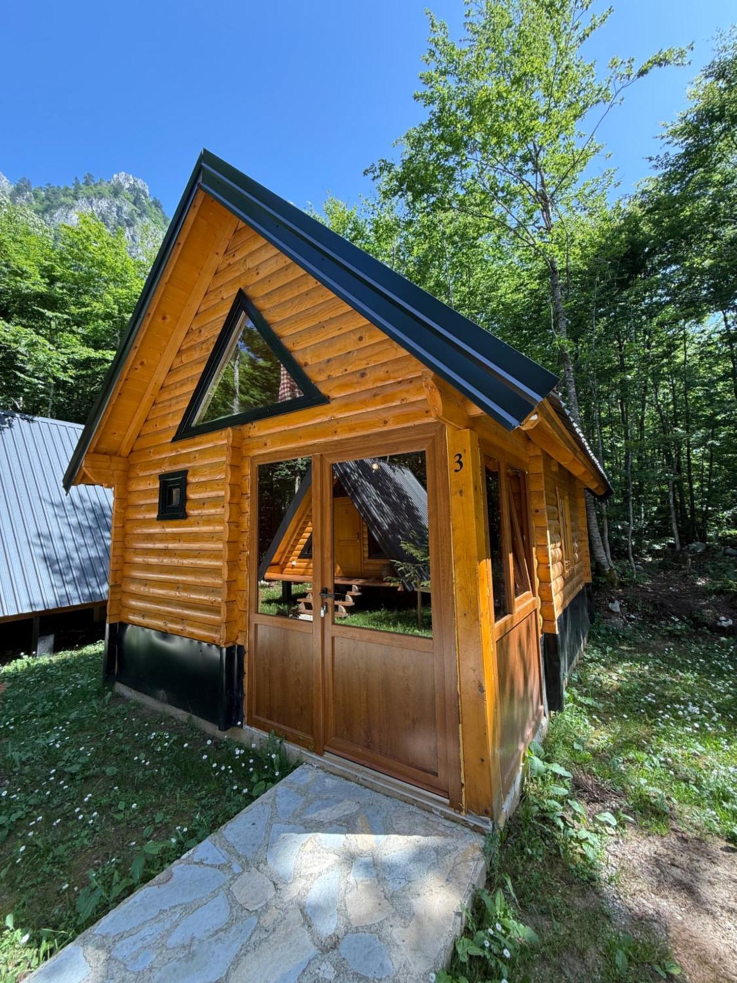 Villa Wildbeauty Grebaje Vuthaj Exterior foto